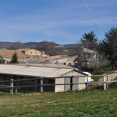 Le Petit Labouret Hotel Revest-du-Bion Eksteriør billede